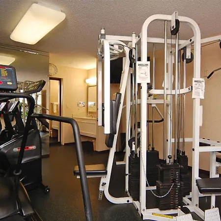 Best Western Plus Orange County Airport North 