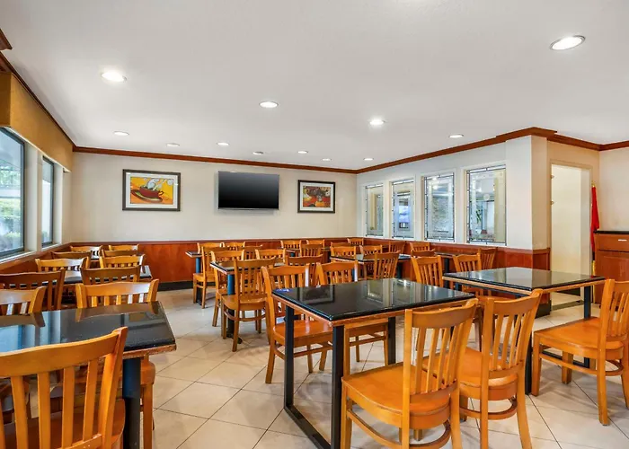 Best Western Plus Orange County Airport North