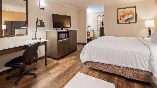 Western Orange County Airport North Hotel
