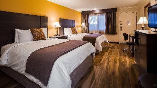 Western Orange County Airport North Hotel 3*