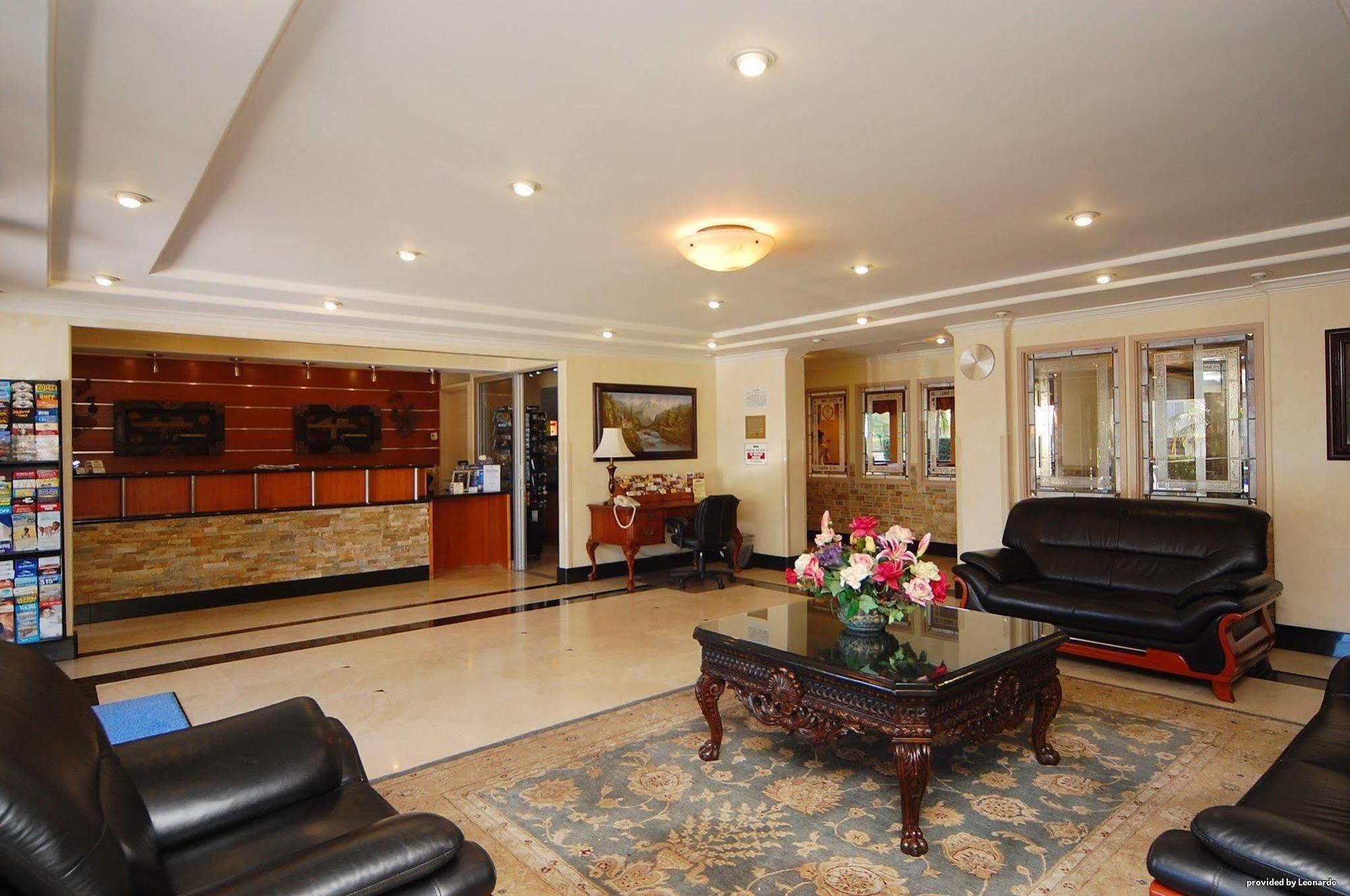Western Orange County Airport North 3*